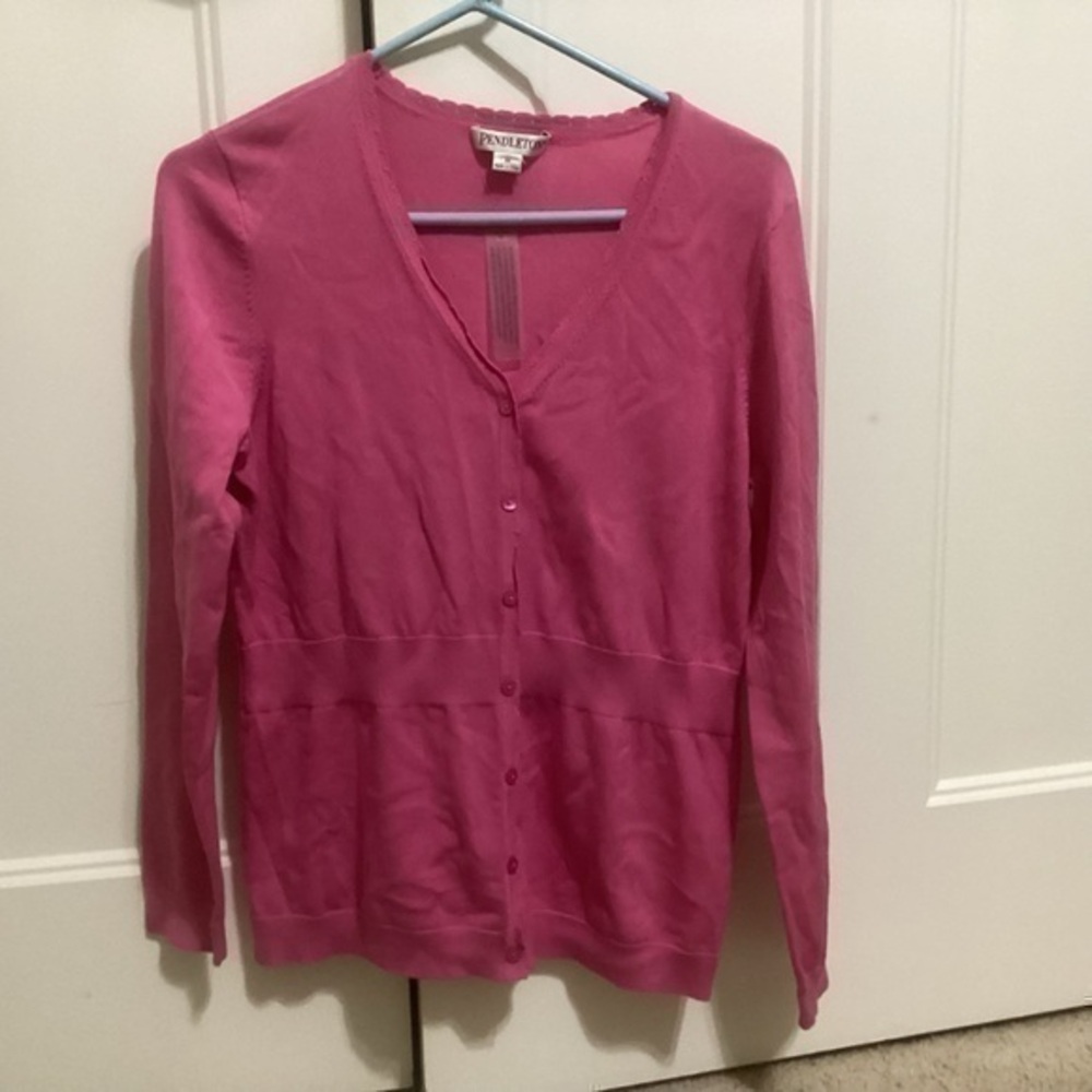 Woman’s size medium pink Pendleton cardigan